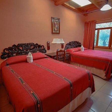 Hotel Utz Jay Panajachel Esterno foto
