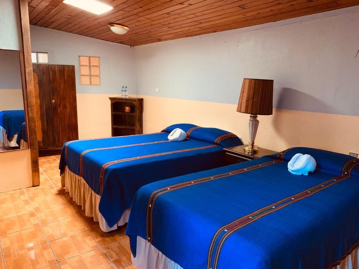 Hotel Utz Jay Panajachel Esterno foto