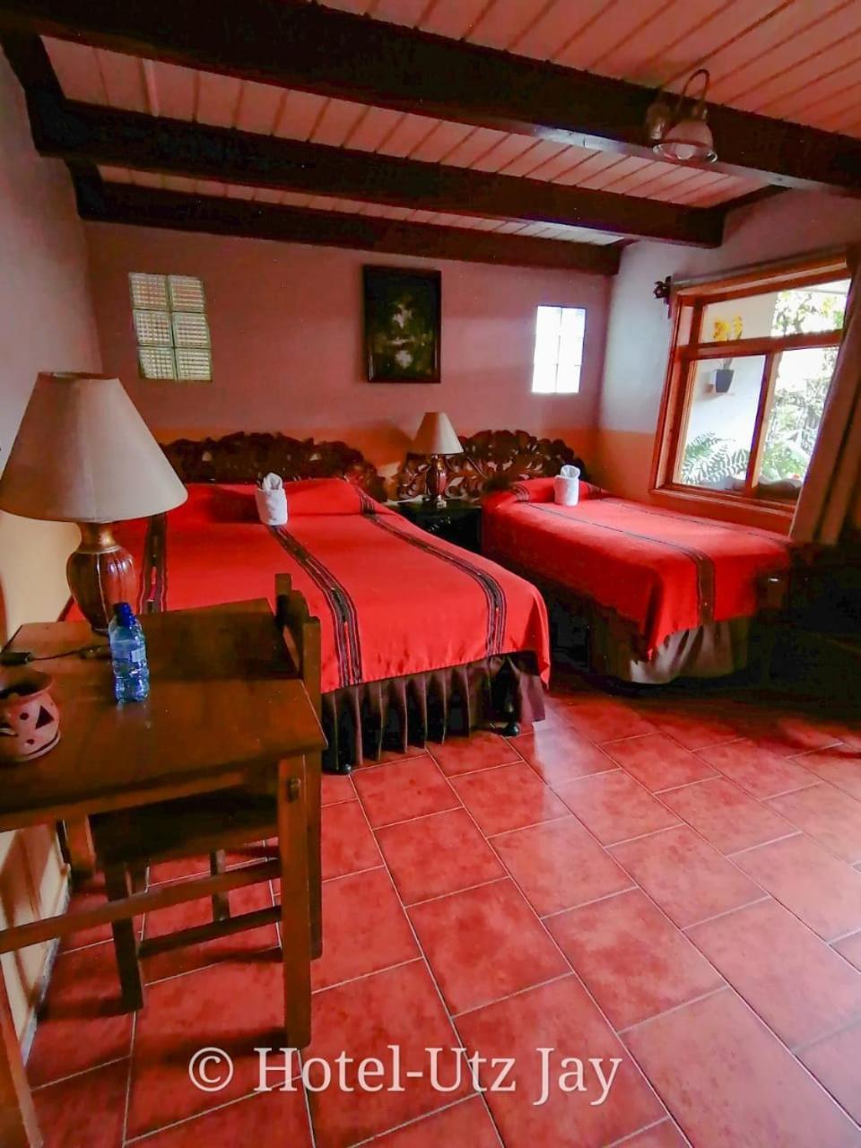 Hotel Utz Jay Panajachel Esterno foto