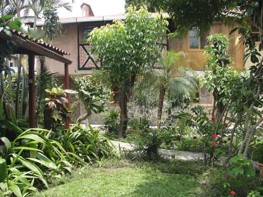 Hotel Utz Jay Panajachel Esterno foto