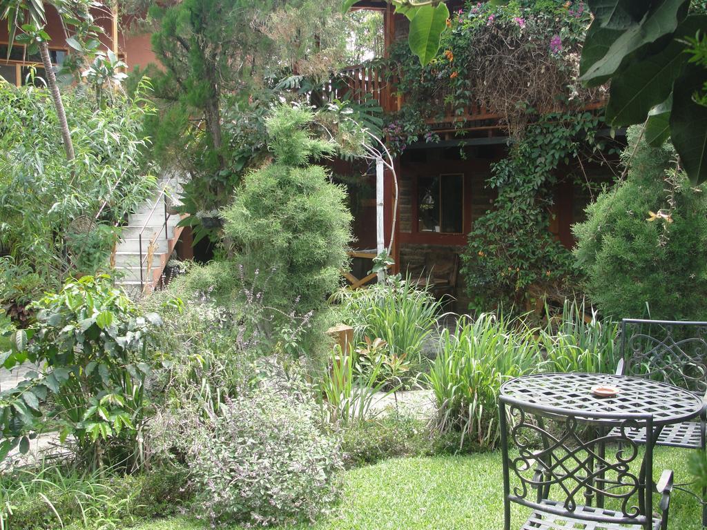 Hotel Utz Jay Panajachel Esterno foto