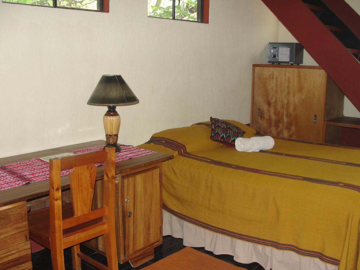 Hotel Utz Jay Panajachel Esterno foto